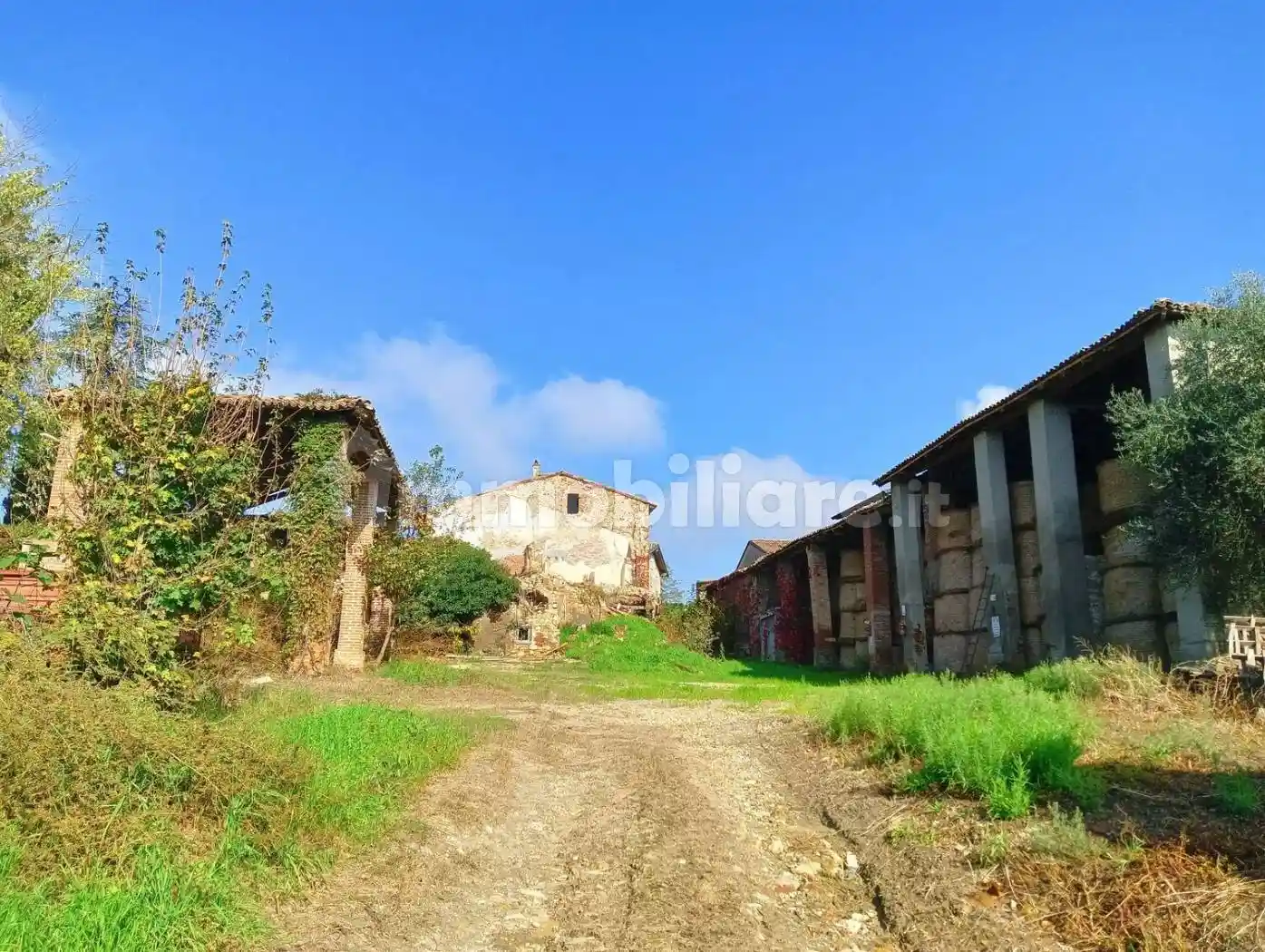 Rustico - Casale in vendita a Borgonovo Val Tidone