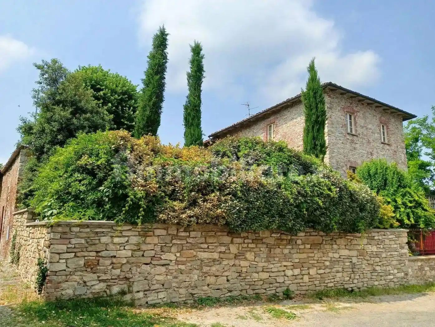 Villa in vendita a Alta Val Tidone