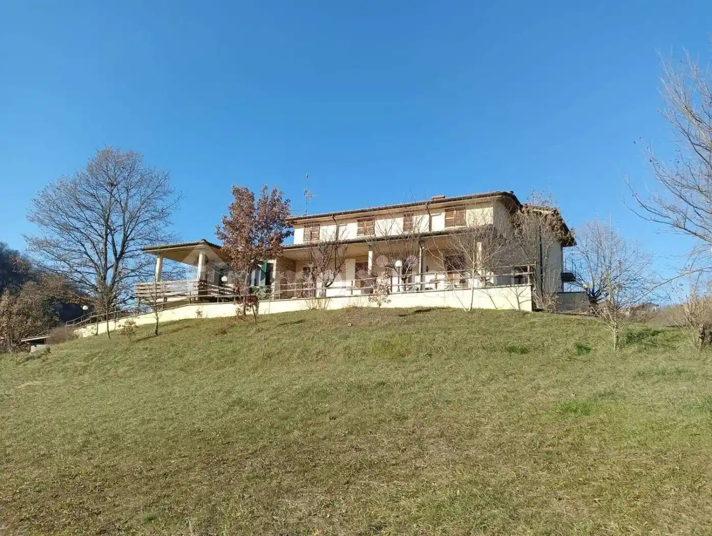 Villa in vendita a Alta Val Tidone