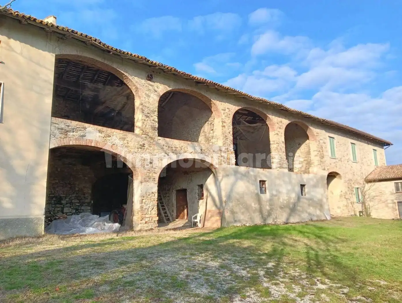 Rustico - Casale in vendita a Pianello Val Tidone