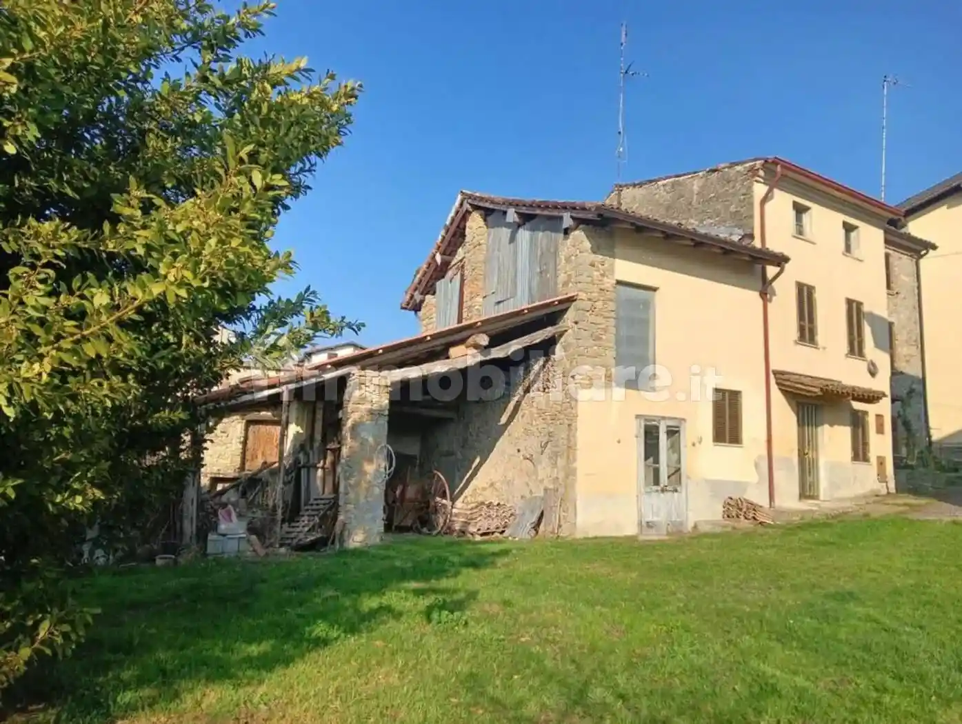 Rustico - Casale in vendita a Alta Val Tidone