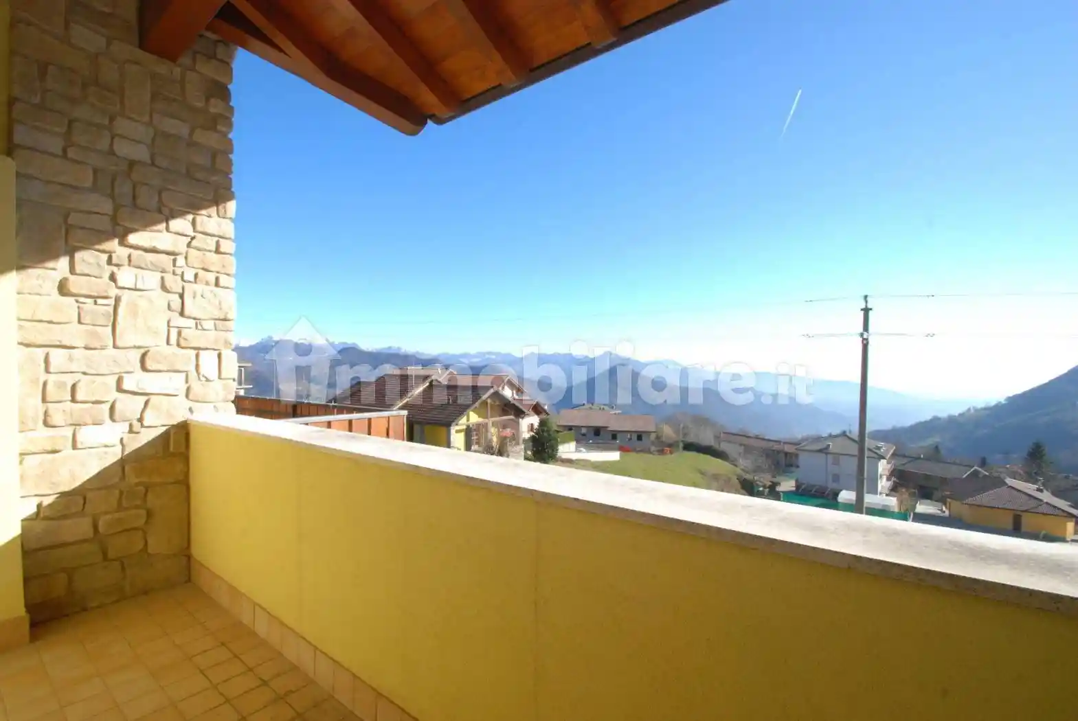 Appartamento in vendita a Roncola