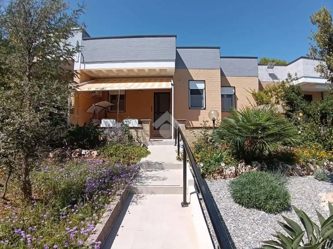 Villetta a schiera in vendita a Cassano delle Murge