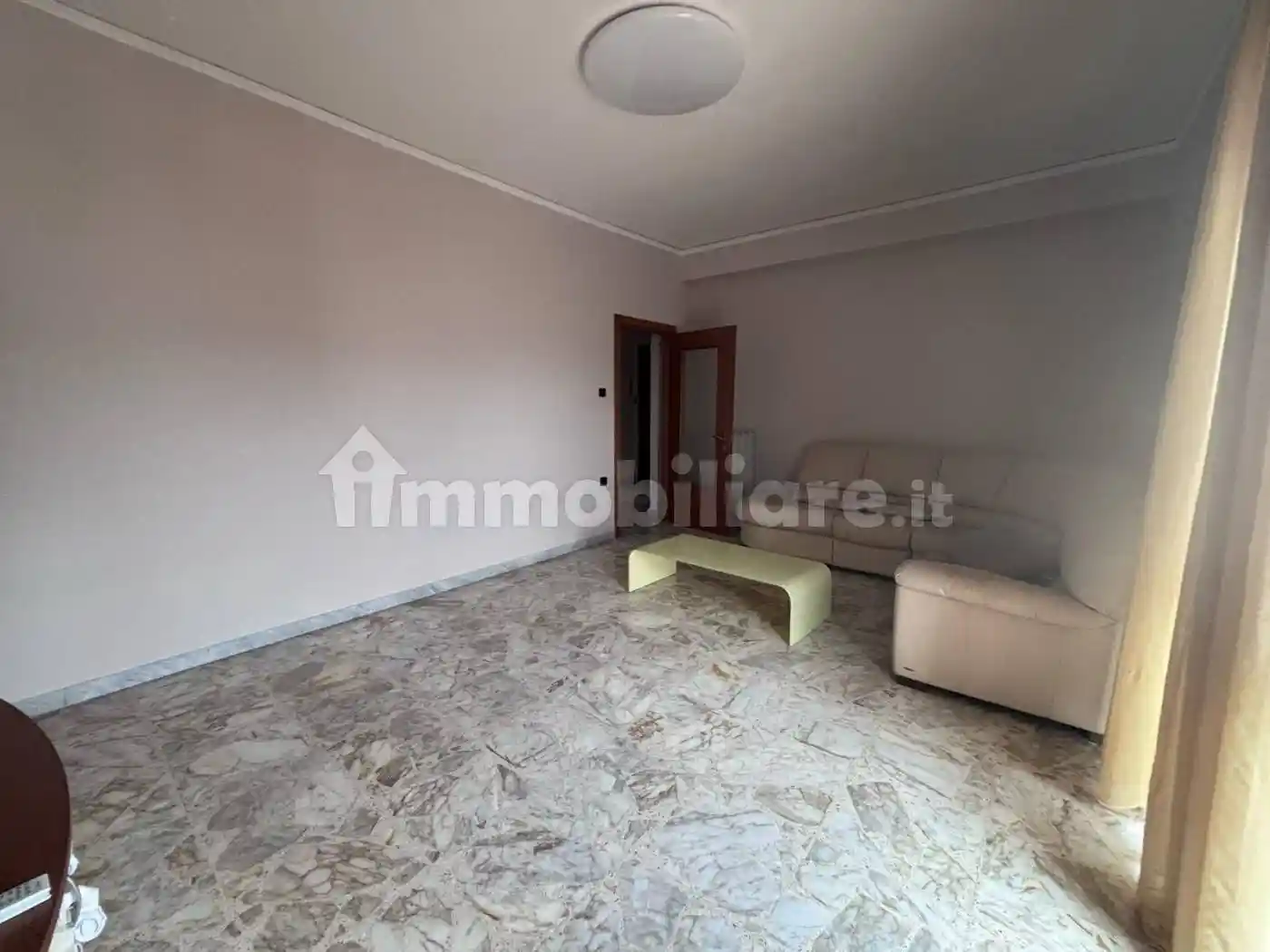 Quadrilocale via Enrico Tazzoli 87, Ospedale, Caserta - foto 4