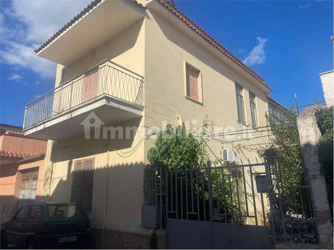 Casa indipendente in vendita a Mondragone