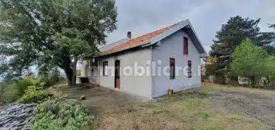 Rustico - Casale in vendita a Ragalna