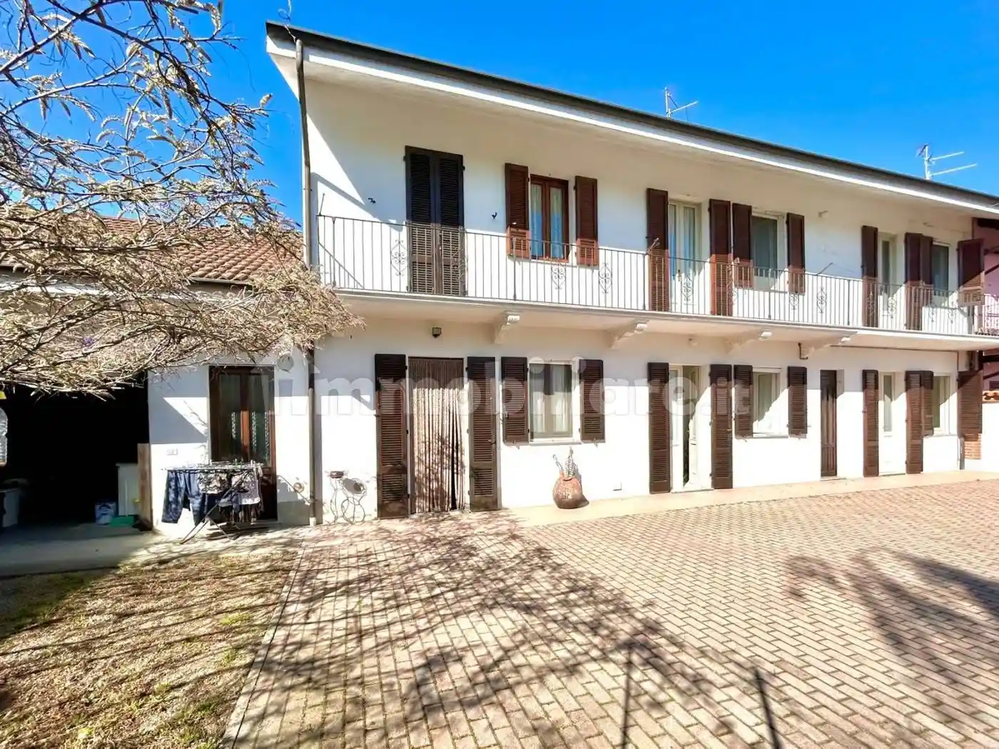 Villa in vendita a Robbio