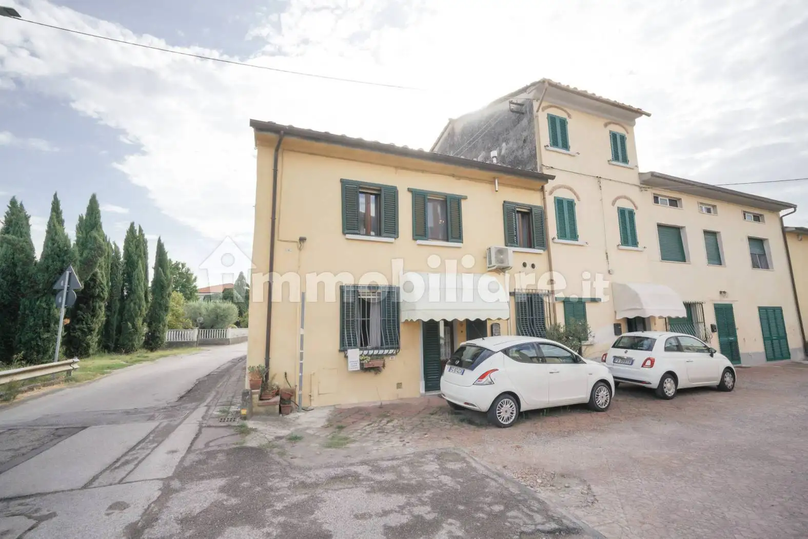 Casa indipendente in vendita a Pistoia