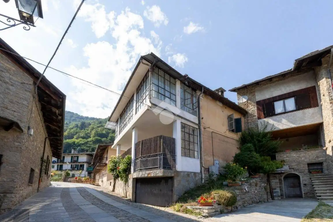 Casa indipendente in vendita a Rorà