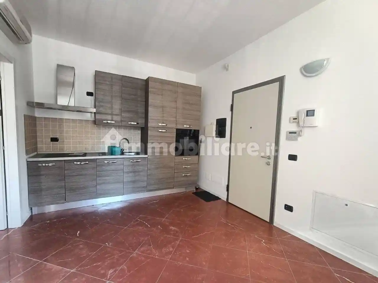 Bilocale piazzetta Ugo Gualazzini, Centro, Cremona - foto 5