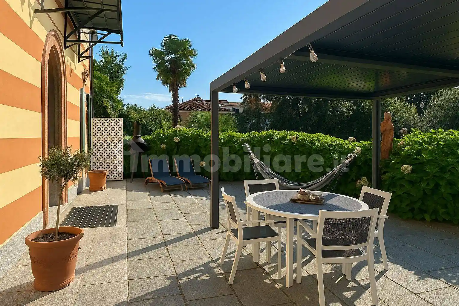 Appartamento in affitto a Arona