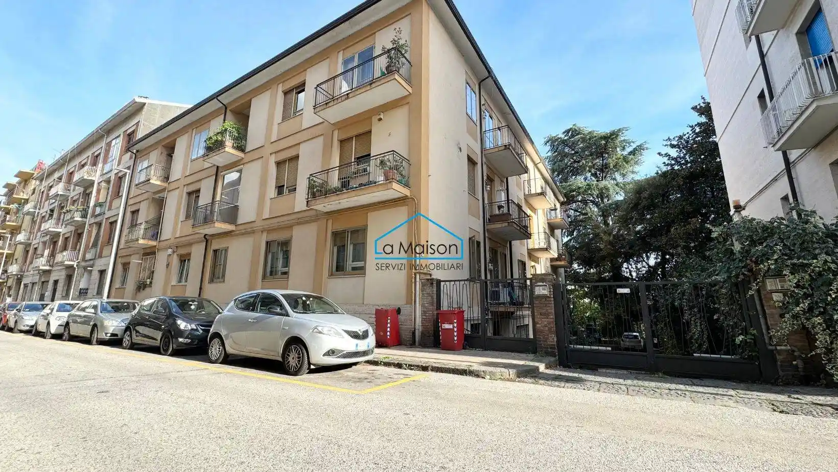 Quadrilocale via Michele Pironti 35, Emanuele II, C. Colombo, Morelli e Silvati, Avellino - foto 2