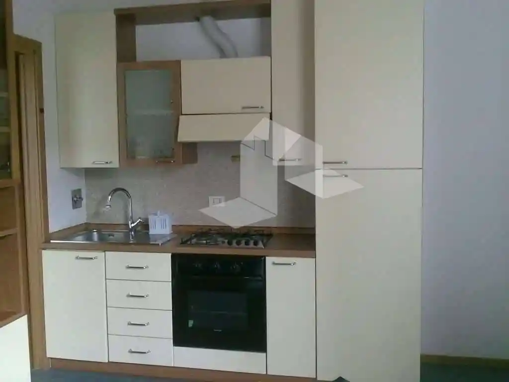 Bilocale ottimo stato, primo piano, Ospedale - Villaggio Manenti, Reggio Emilia - foto 2