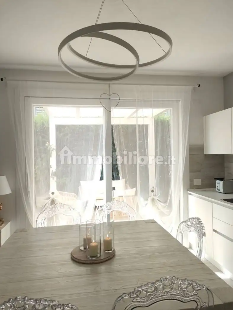 Villa in vendita a Due Carrare