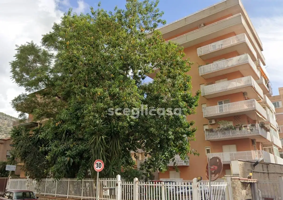 Appartamento in affitto a Palermo