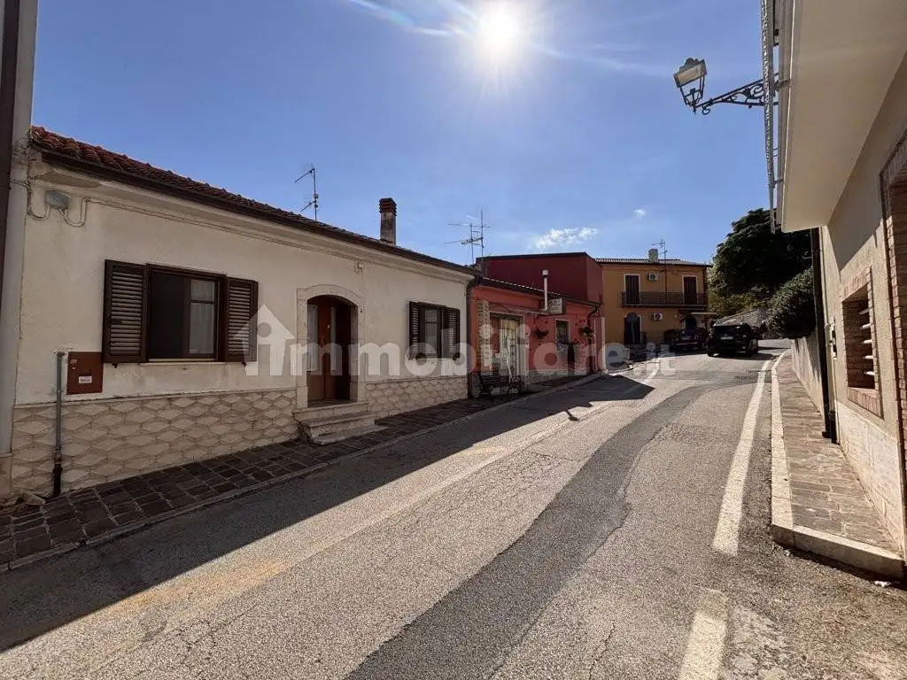 Casa indipendente in vendita a Sturno