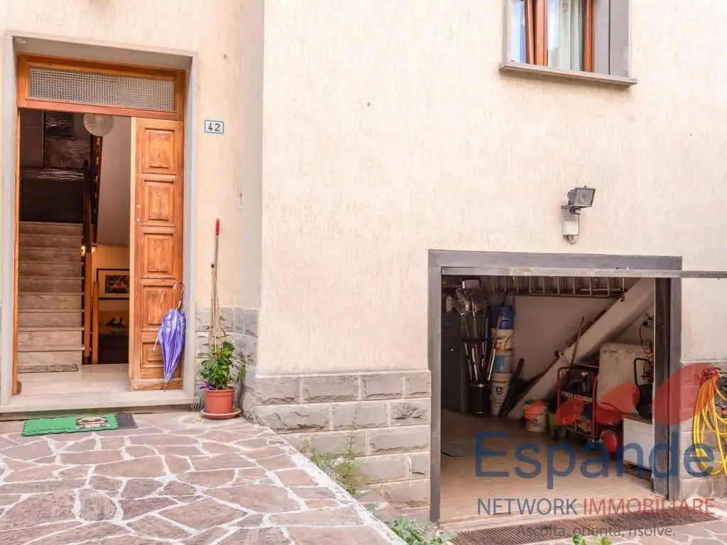 Villa bifamiliare, buono stato, 250 m², Castel di Casio - foto 4