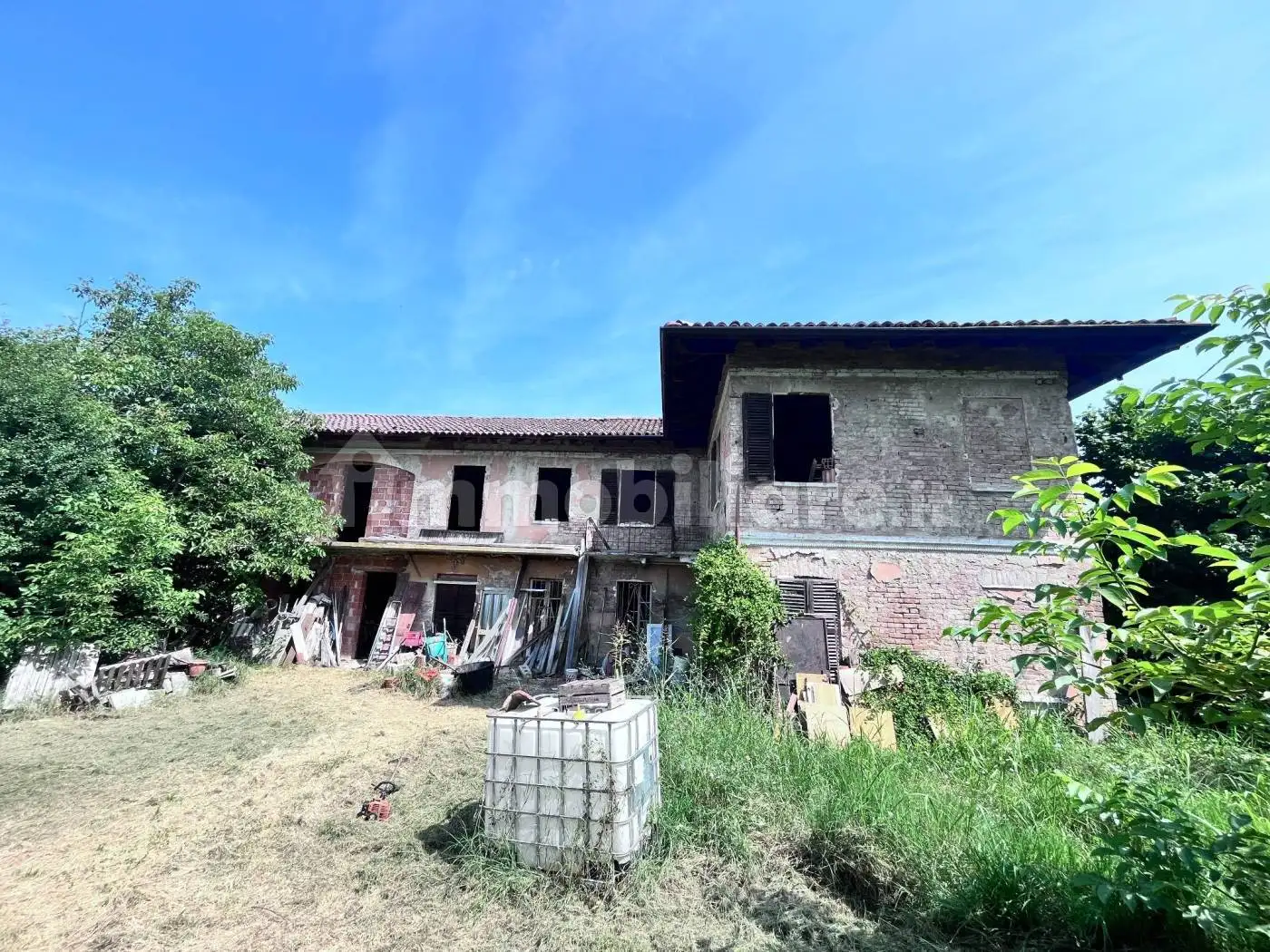 Rustico - Casale in vendita a Asti