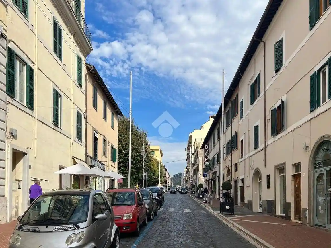 Appartamento in vendita a Grottaferrata