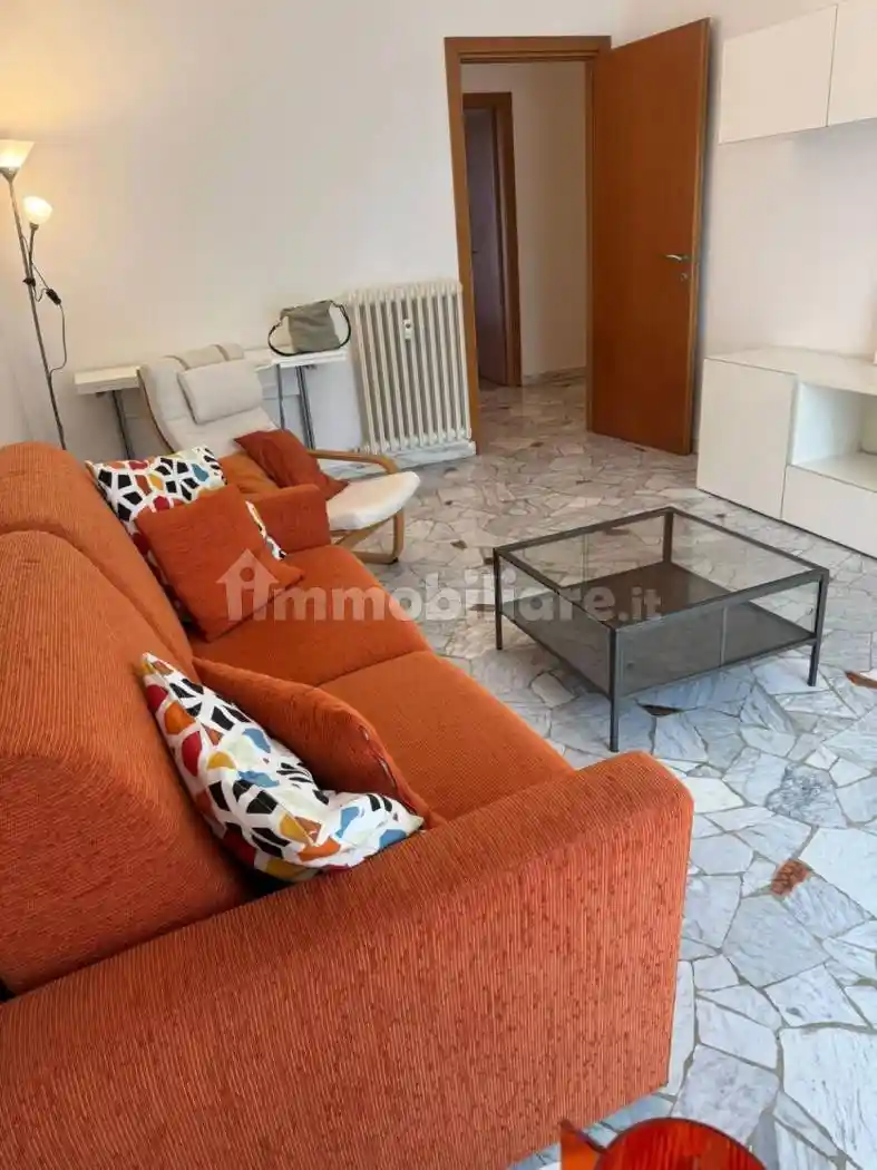 Bilocale via delle Primule 7, Lorenteggio, Milano - foto 2