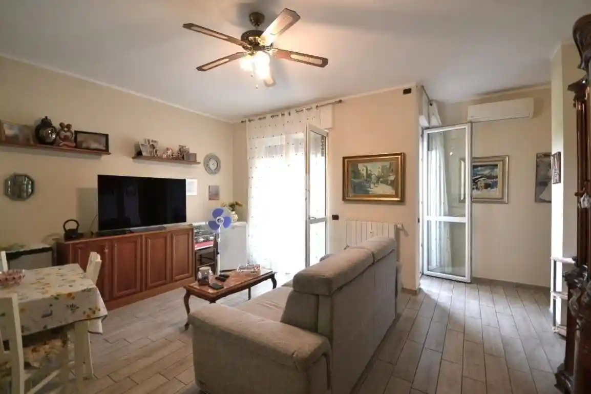 Appartamento in vendita a Vittuone