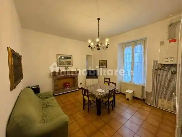 Bilocale vicolo Santa Fiora, Centro, Castell'Arquato - foto 2