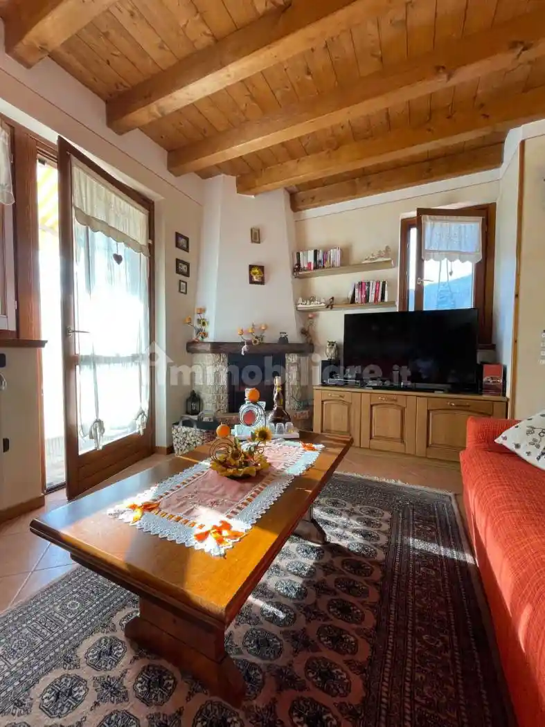 Villa in vendita a Costa Serina