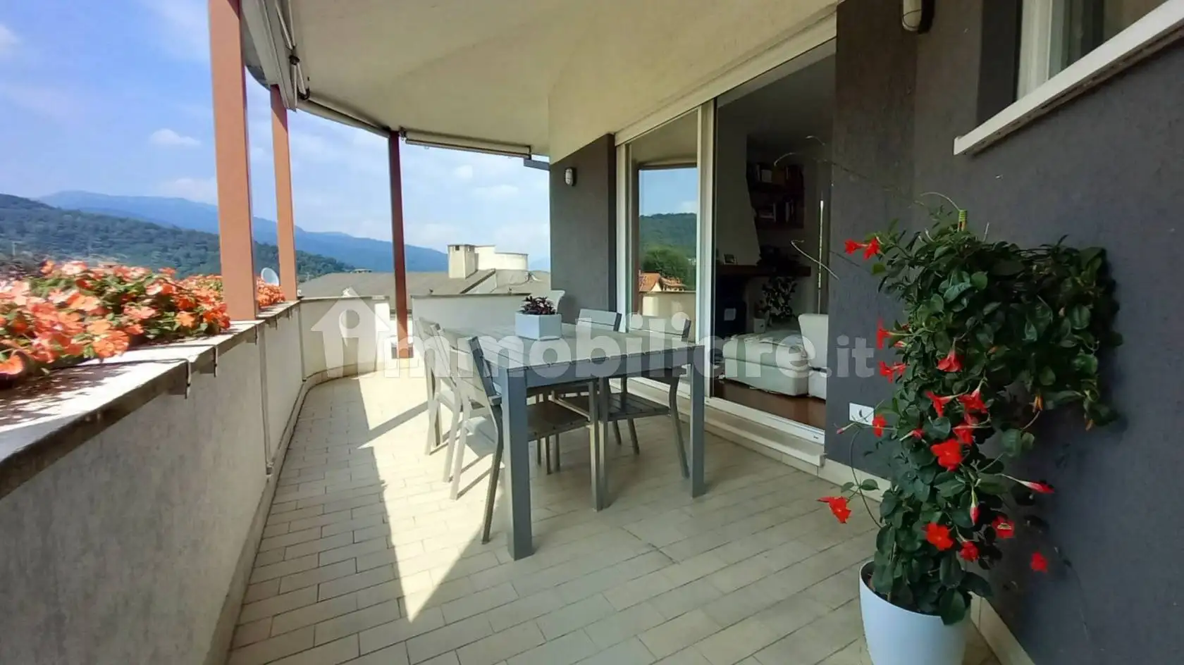 Appartamento in vendita a Montorfano