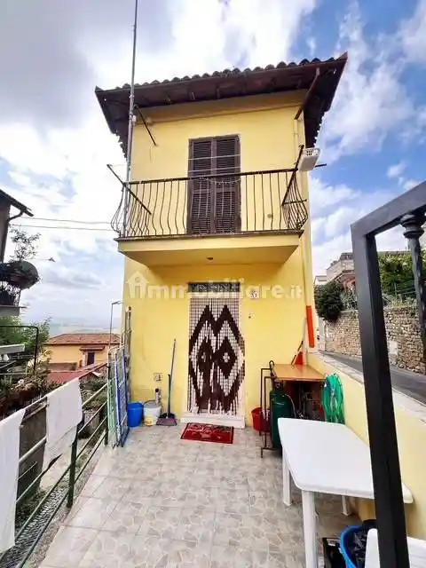 Casa indipendente in vendita a Montefiascone