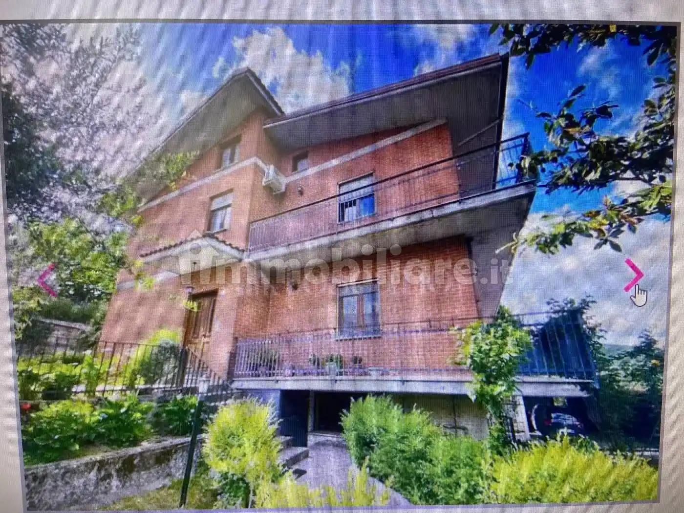 Villa in vendita a Contrada