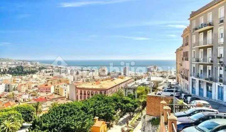 Appartamento in vendita a Cagliari