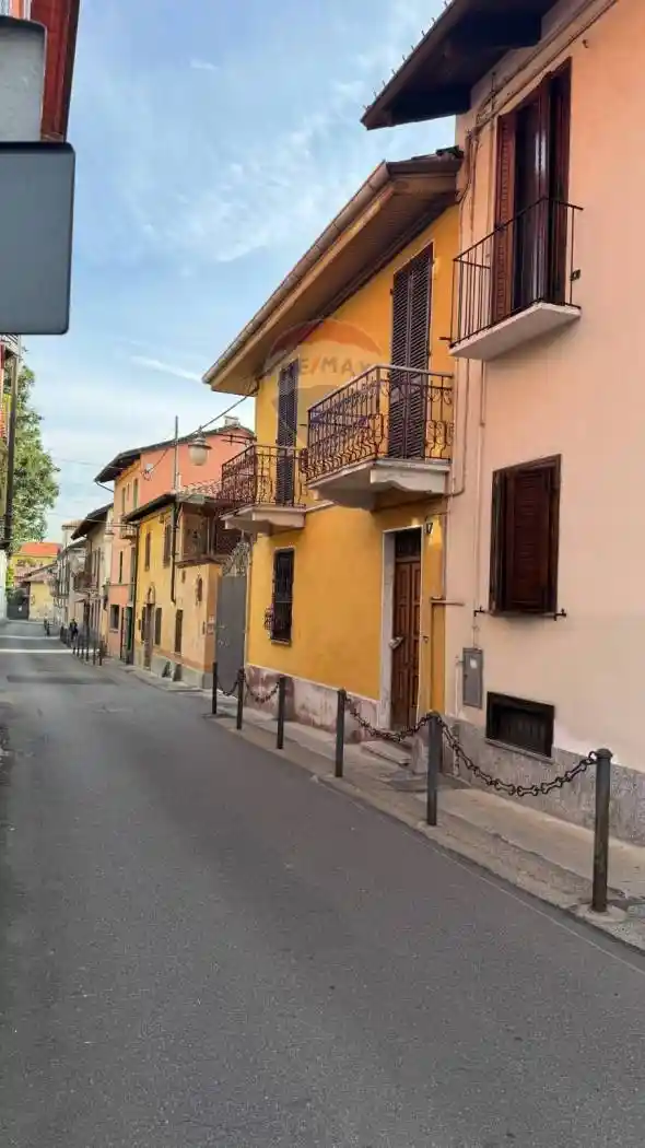 Casa indipendente in vendita a Rivoli