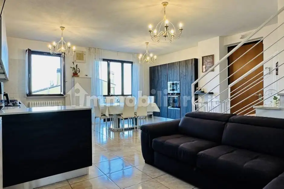 Villa in vendita a Pesaro