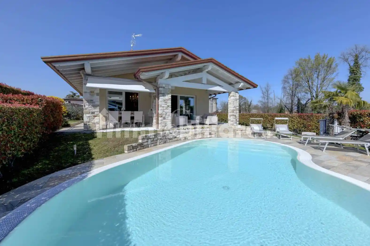 Villa in vendita a Sirmione