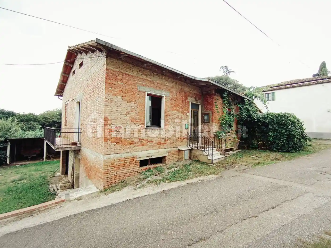 Rustico - Casale in vendita a Lucignano