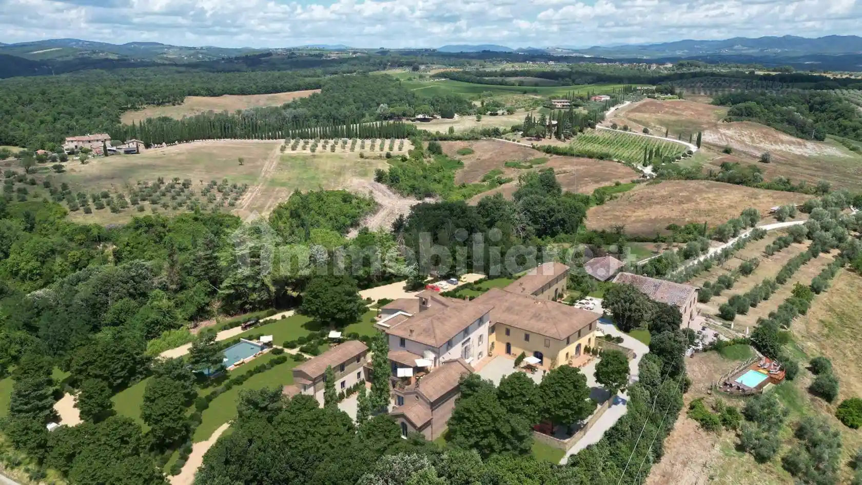Trilocale Strada di pieve a bozzone, Fuori Porta Pispini, Siena - foto 3