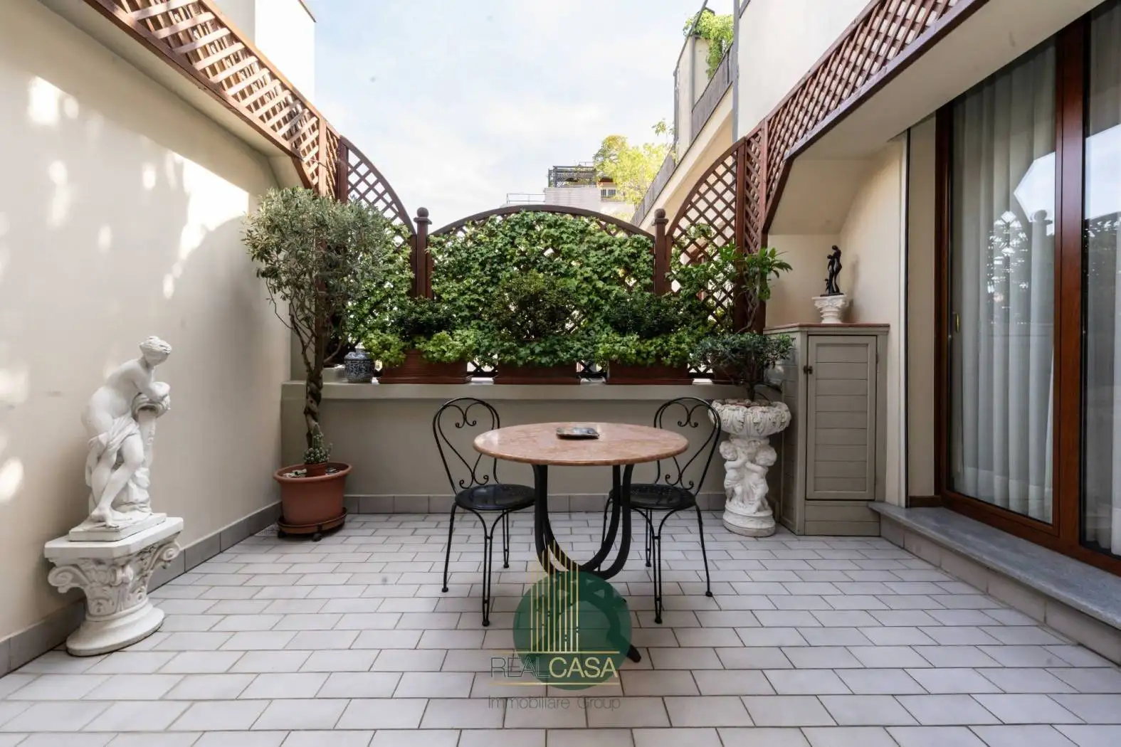 Penthouse - Attic in vendita a Milan