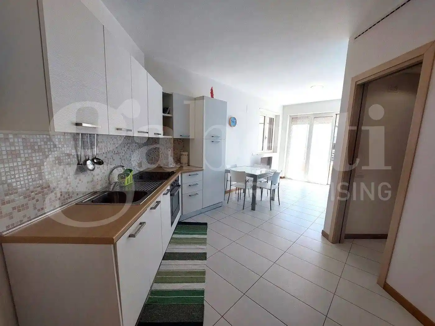 Bilocale Lungomare Guglielmo Marconi 15, Lungomare Marconi, Alba Adriatica - foto 5