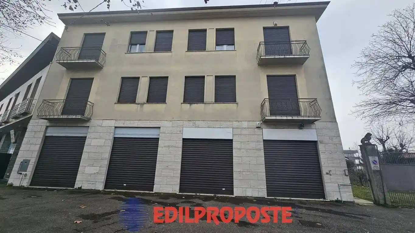 Casa indipendente in vendita a Varedo