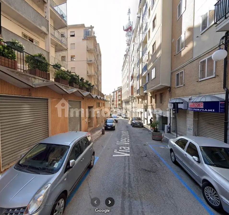 Palazzo - Edificio in affitto a Potenza