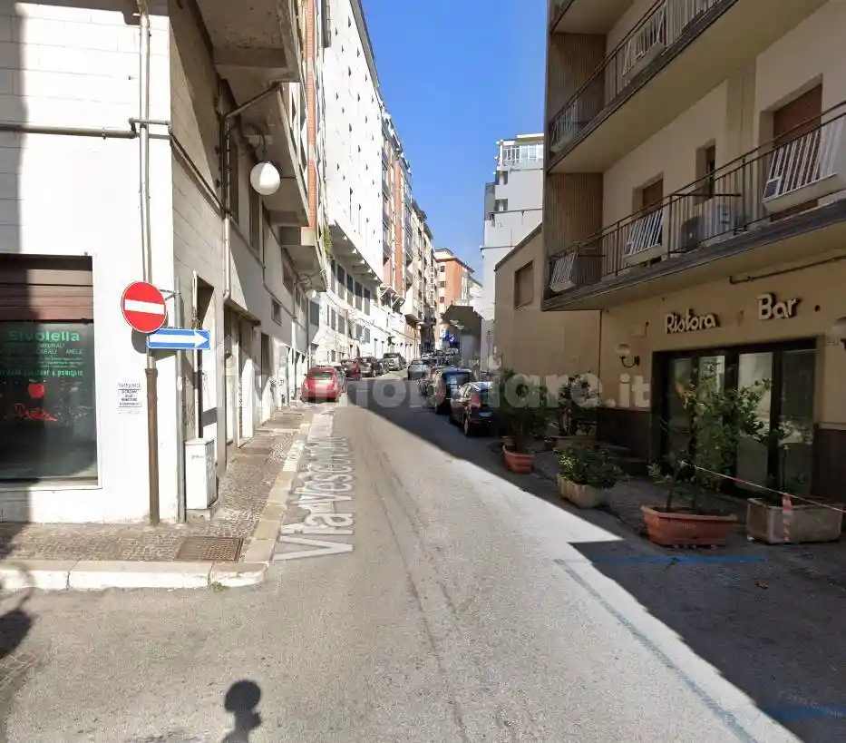 Palazzo - Edificio in Affitto - foto 2