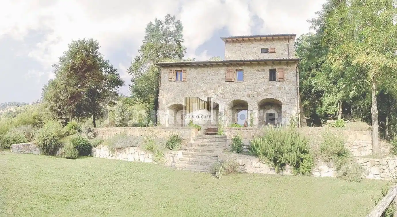Rustico - Casale in vendita a Bolsena