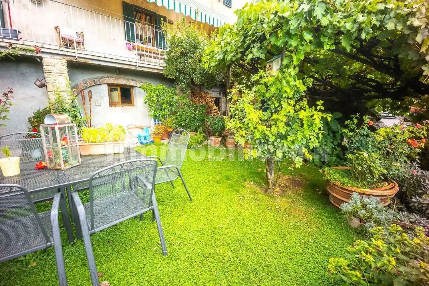 Rustico - Casale in vendita a Pescia