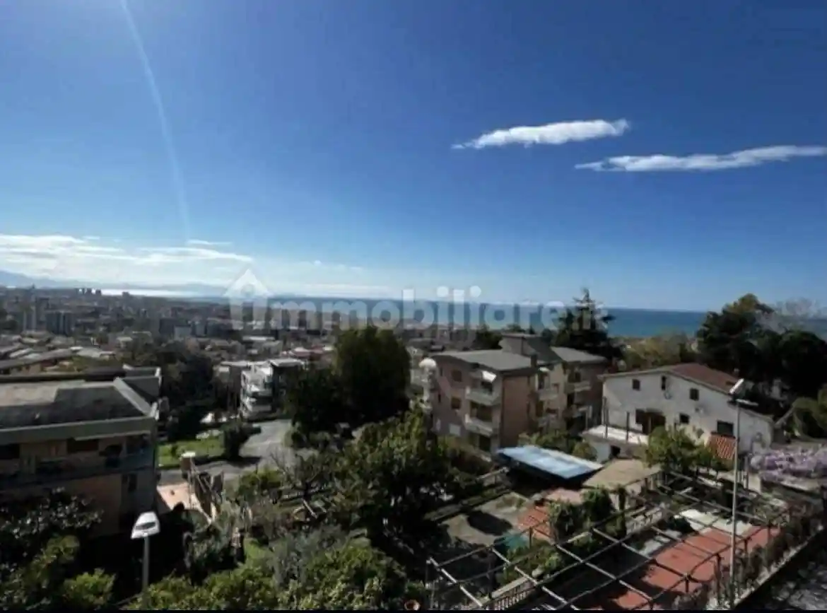 Appartamento in vendita a Salerno