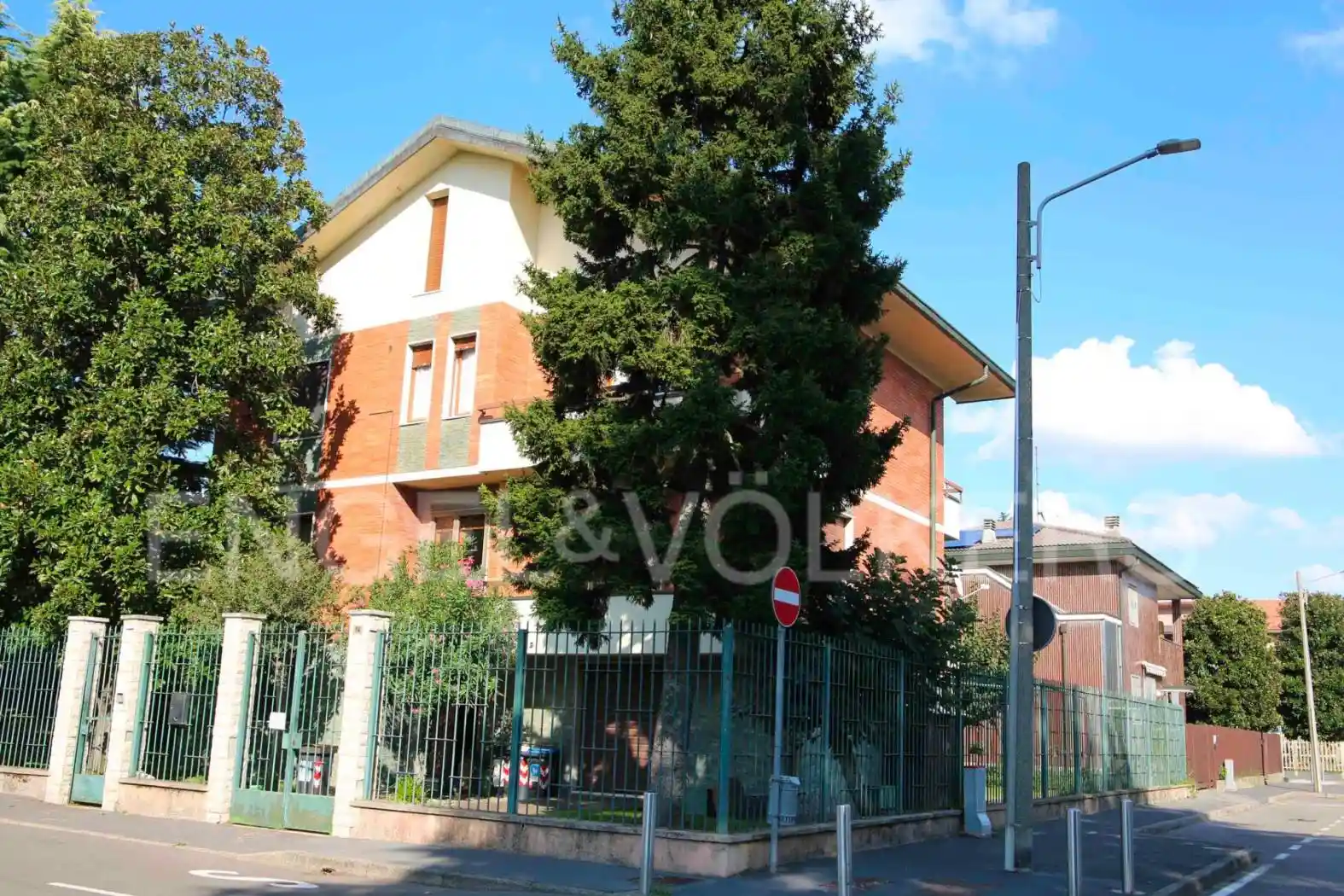 Villa in vendita a Settimo Milanese