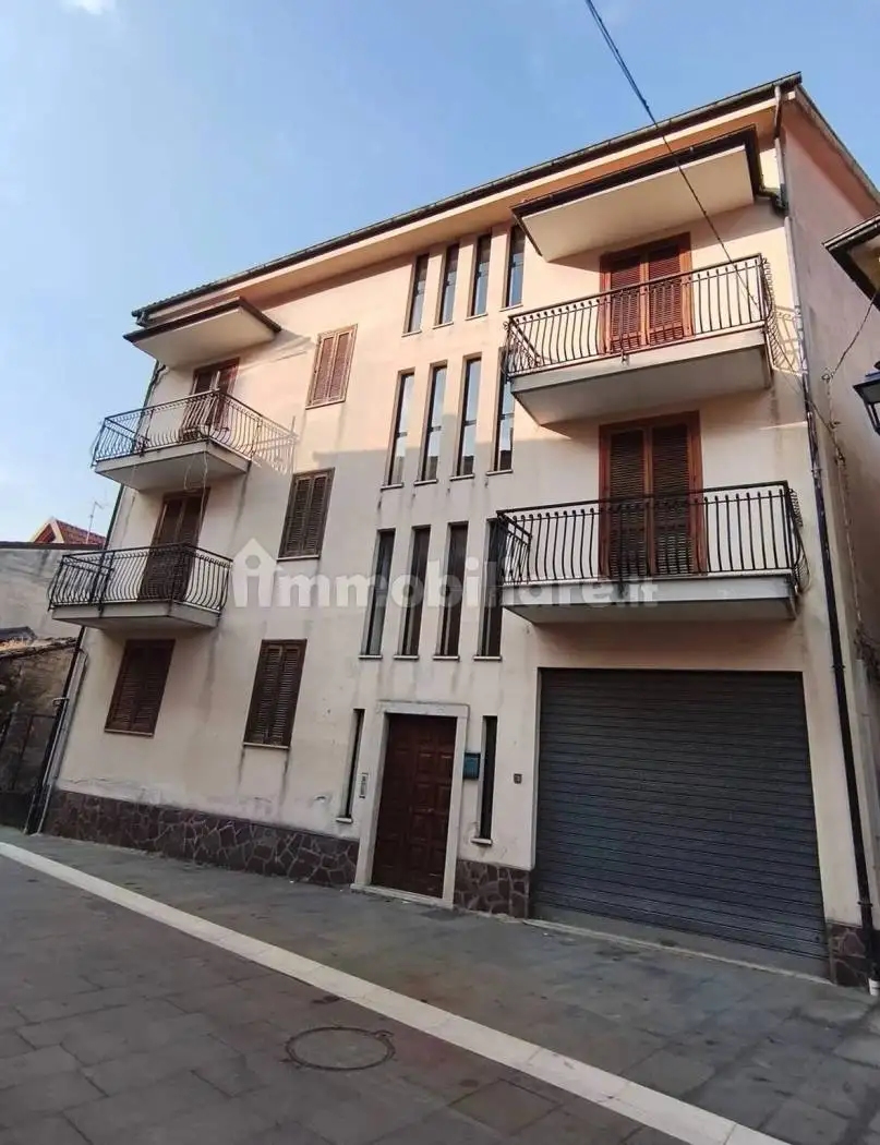 Villa in vendita a San Pietro al Tanagro