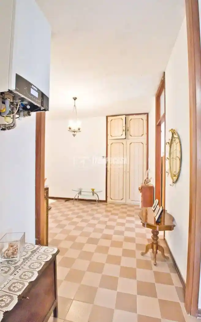 Appartamento da ristrutturare, secondo piano, Borgo Vercelli - foto 2