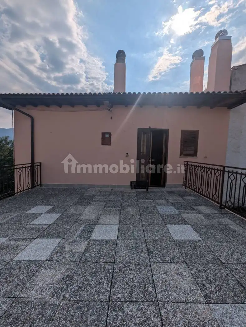 Appartamento in vendita a Leonessa