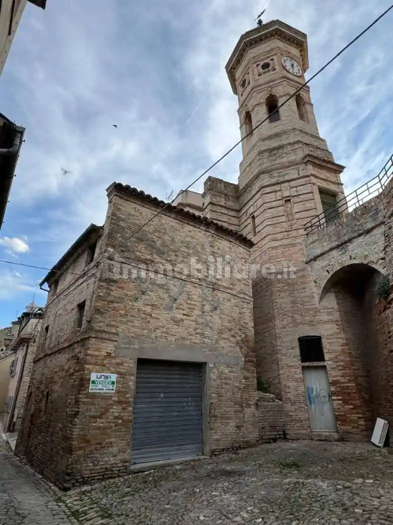 Casa indipendente in vendita a Fermo