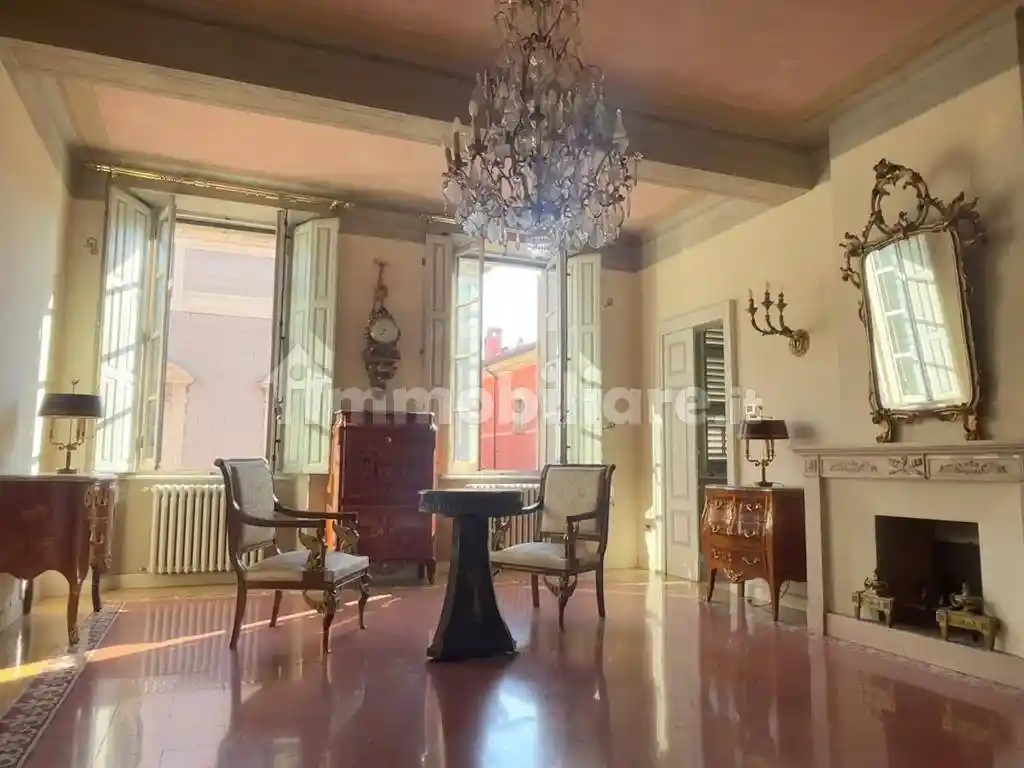 Appartamento in vendita a Parma